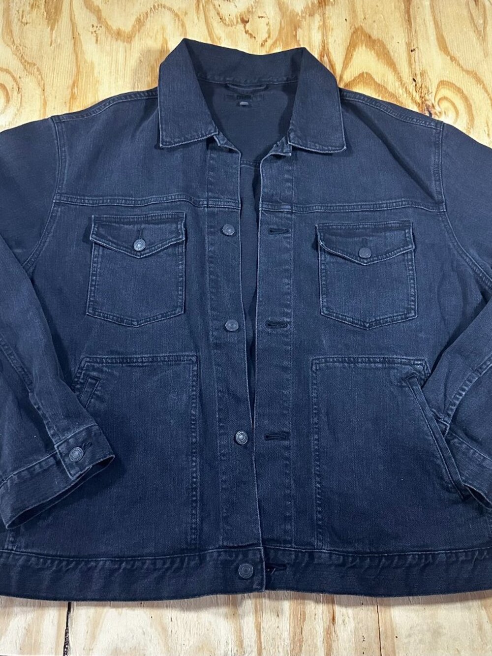 Uniqlo Black Denim Trucker Jacket - Size 3XL